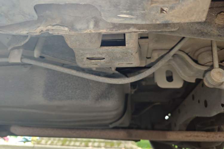 Used Mazda 8 2013 2.5L Ultimate Edition Chassis Rear Left