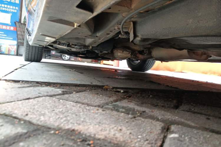 Used Mazda 8 2013 2.5L Ultimate Edition Chassis Rear Left