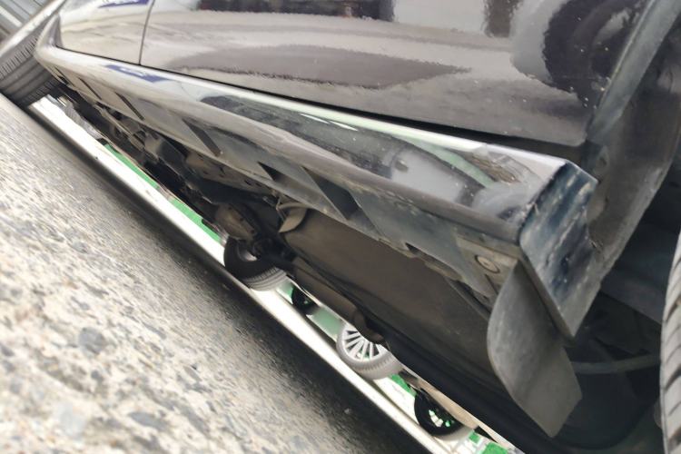 Used Mazda 8 2013 2.5L Ultimate Edition Chassis Rear Left