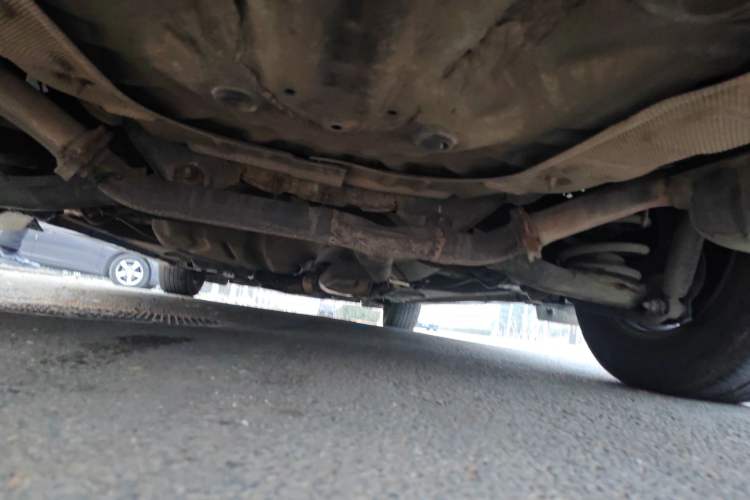 Used Mazda 8 2013 2.5L Deluxe Edition Chassis Rear