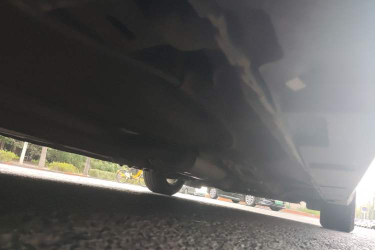 Used Mazda 8 2013 2.5L Ultimate Edition Chassis Rear Right