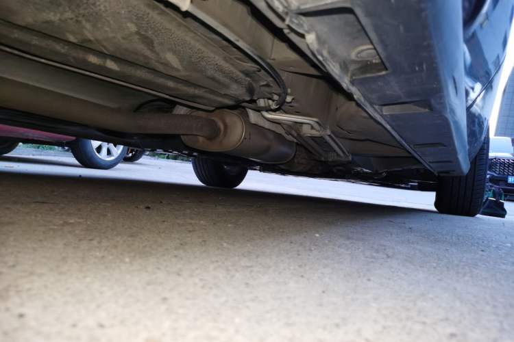 Used Mazda 8 2013 2.5L Elite Edition Chassis Rear Right