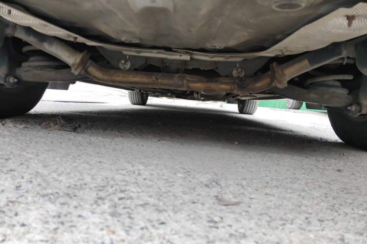 Used Mazda 8 2013 2.5L Ultimate Edition Chassis Rear