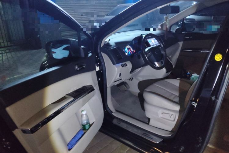 Used Mazda 8 2013 2.5L Ultimate Edition Driver Seat