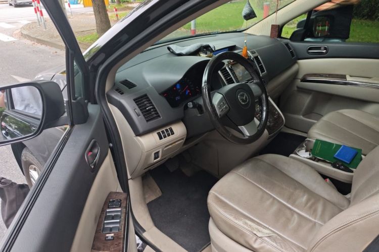 Used Mazda 8 2013 2.5L Ultimate Edition Driver Seat