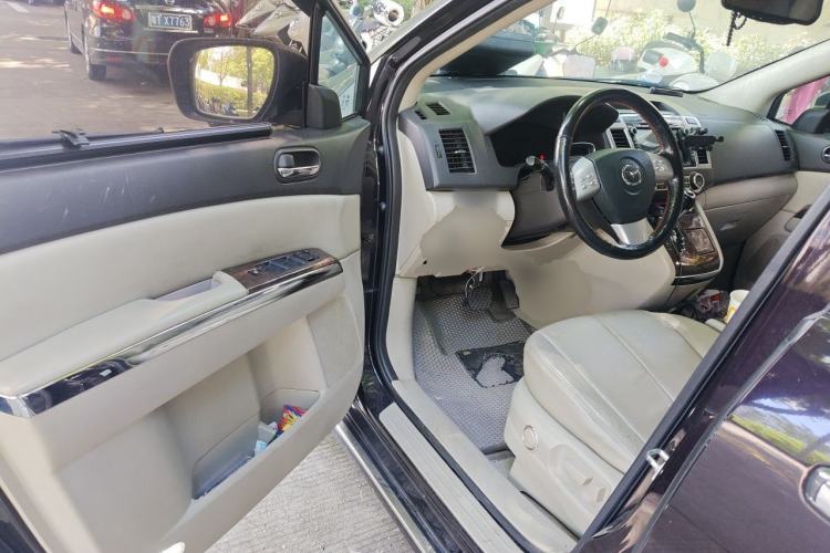 Used Mazda 8 2013 2.5L Ultimate Edition Driver Seat