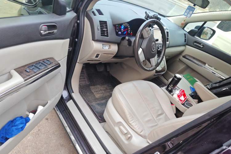 Used Mazda 8 2013 2.5L Deluxe Edition Driver Seat