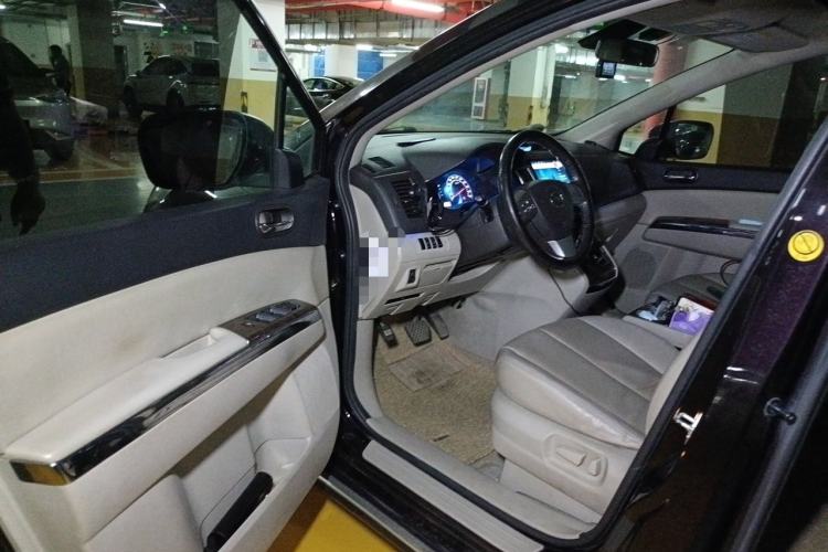 Used Mazda 8 2013 2.5L Ultimate Edition Driver Seat