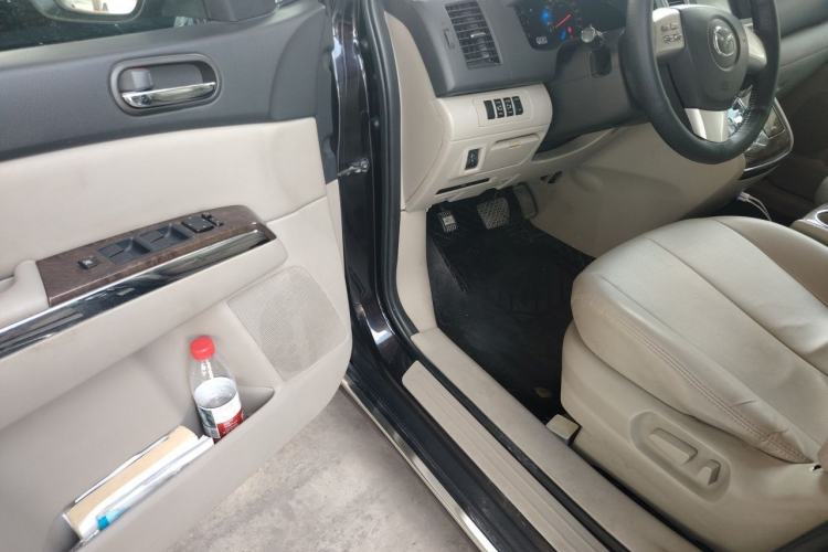 Used Mazda 8 2013 2.5L Ultimate Edition Driver Seat