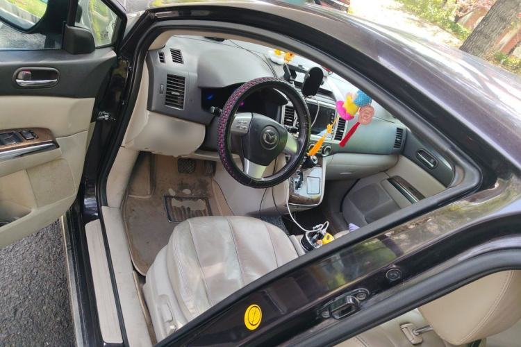 Used Mazda 8 2013 2.5L Ultimate Edition Driver Seat