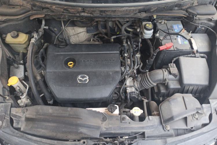 Used Mazda 8 2013 2.5L Deluxe Edition Engine Bay