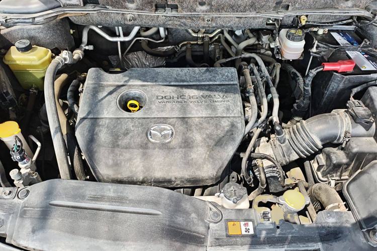 Used Mazda 8 2013 2.5L Ultimate Edition Engine Bay