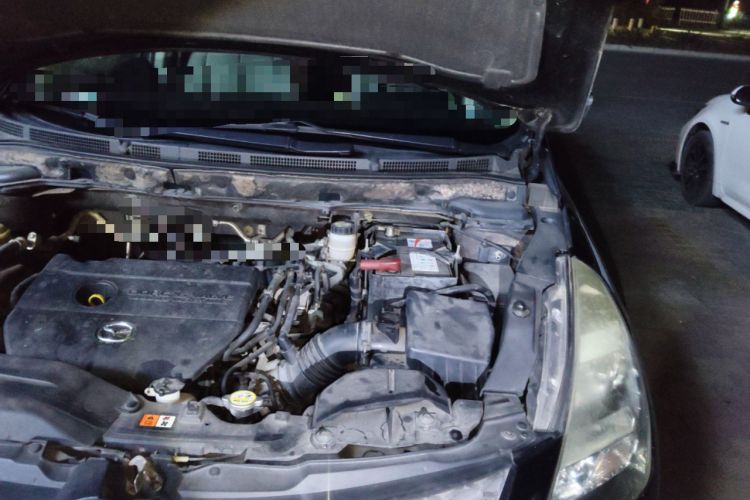 Used Mazda 8 2013 2.5L Ultimate Edition Engine Bay Left