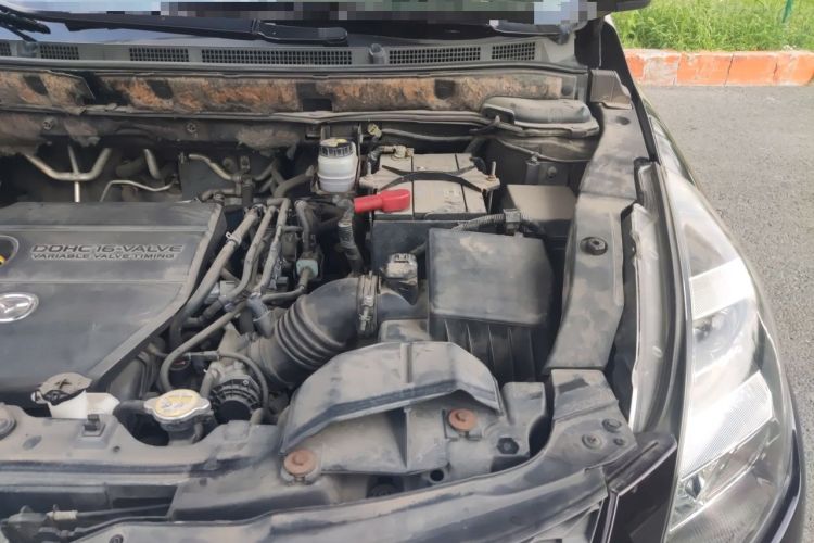 Used Mazda 8 2013 2.5L Ultimate Edition Engine Bay Left