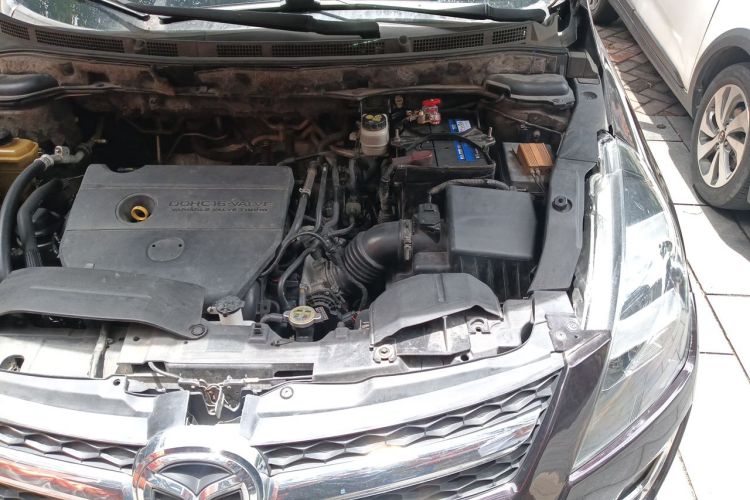 Used Mazda 8 2013 2.5L Ultimate Edition Engine Bay Left
