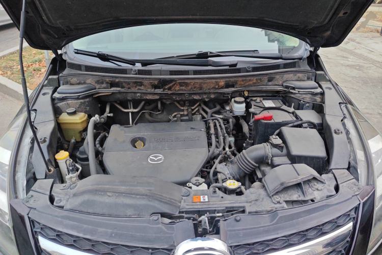 Used Mazda 8 2013 2.5L Deluxe Edition Engine Bay