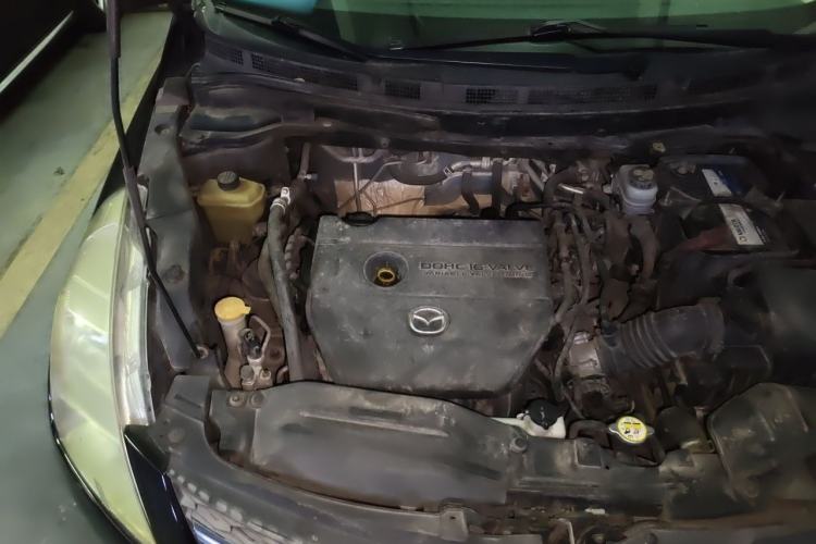 Used Mazda 8 2013 2.5L Elite Edition Engine Bay Right