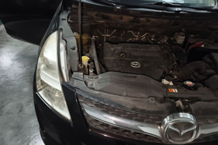 Used Mazda 8 2013 2.5L Elite Edition Engine Bay Right