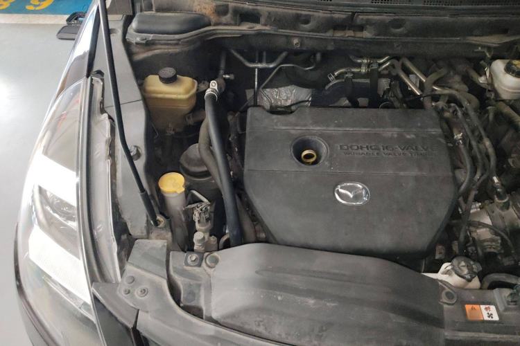 Used Mazda 8 2013 2.5L Ultimate Edition Engine Bay Right