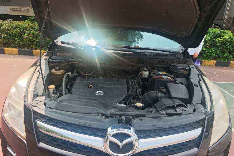 Used Mazda 8 2013 2.5L Elite Edition Engine Bay