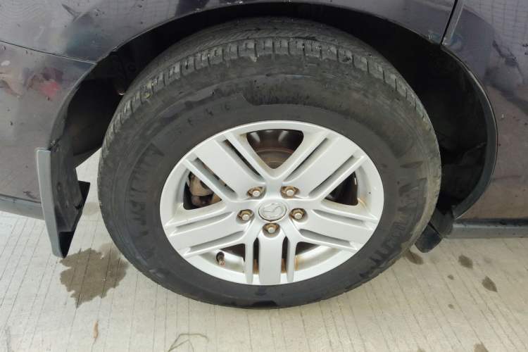 Used Mazda 8 2013 2.5L Elite Edition Exterior 5