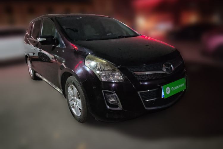 Used Mazda 8 2013 2.5L Ultimate Edition Front Right 45 Deg