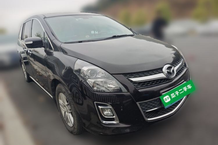 Used Mazda 8 2013 2.5L Deluxe Edition Front Right 45 Deg