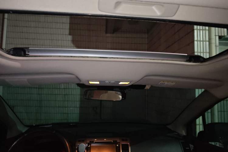 Used Mazda 8 2013 2.5L Ultimate Edition Headliner