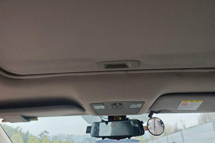 Used Mazda 8 2013 2.5L Deluxe Edition Headliner