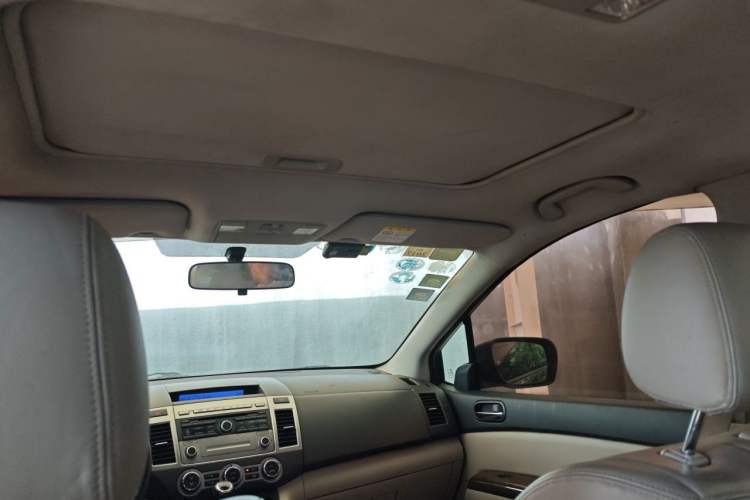Used Mazda 8 2013 2.5L Deluxe Edition Headliner