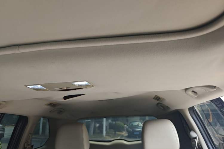 Used Mazda 8 2013 2.5L Ultimate Edition Headliner