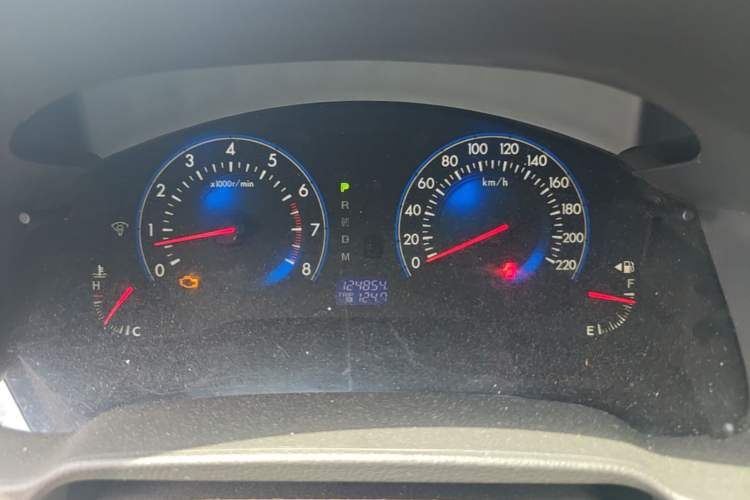 Used Mazda 8 2013 2.5L Ultimate Edition Instrument Cluster