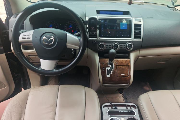 Used Mazda 8 2013 2.5L Elite Edition Interior 2