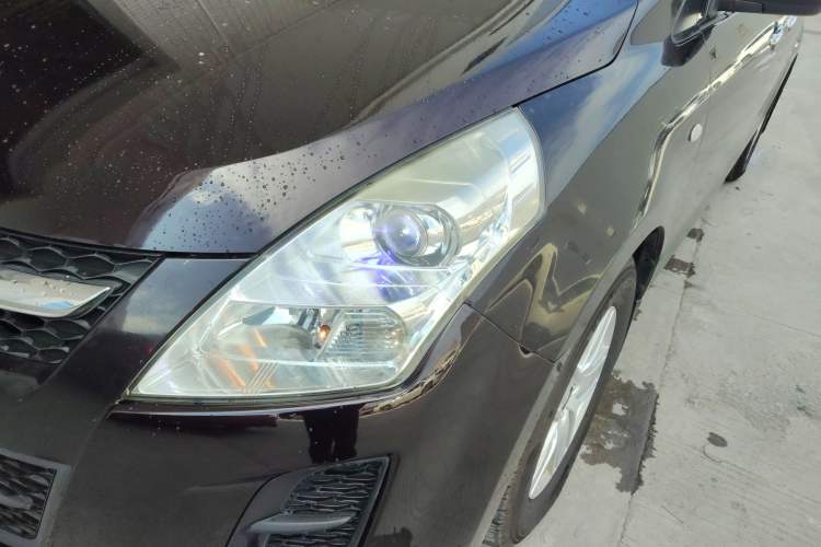 Used Mazda 8 2013 2.5L Elite Edition Left Front Headlight