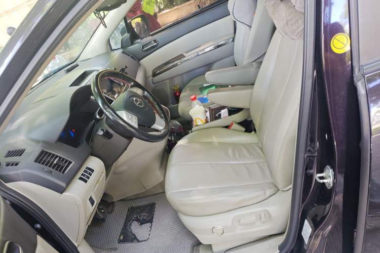 Used Mazda 8 2013 2.5L Ultimate Edition Left Front Seat
