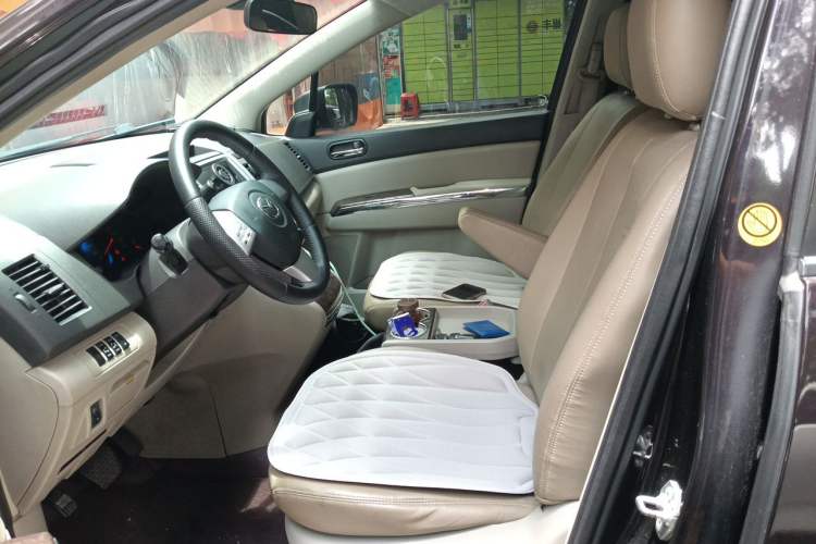 Used Mazda 8 2013 2.5L Ultimate Edition Left Front Seat