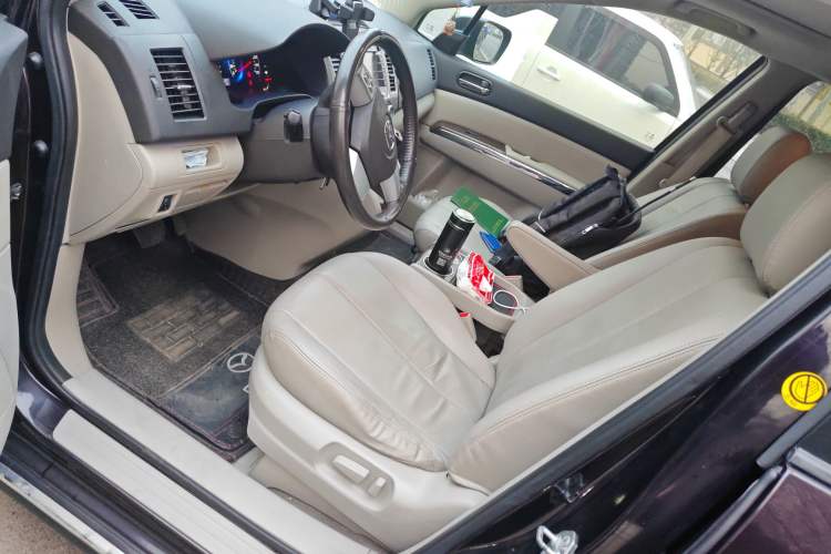 Used Mazda 8 2013 2.5L Deluxe Edition Left Front Seat