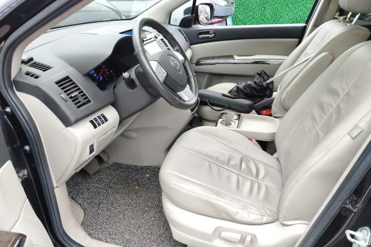 Used Mazda 8 2013 2.5L Ultimate Edition Left Front Seat