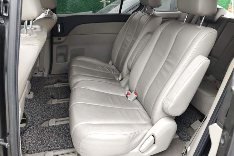 Used Mazda 8 2013 2.5L Ultimate Edition Left Rear Seat
