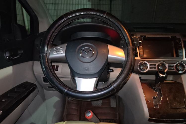 Used Mazda 8 2013 2.5L Ultimate Edition Steering Wheel