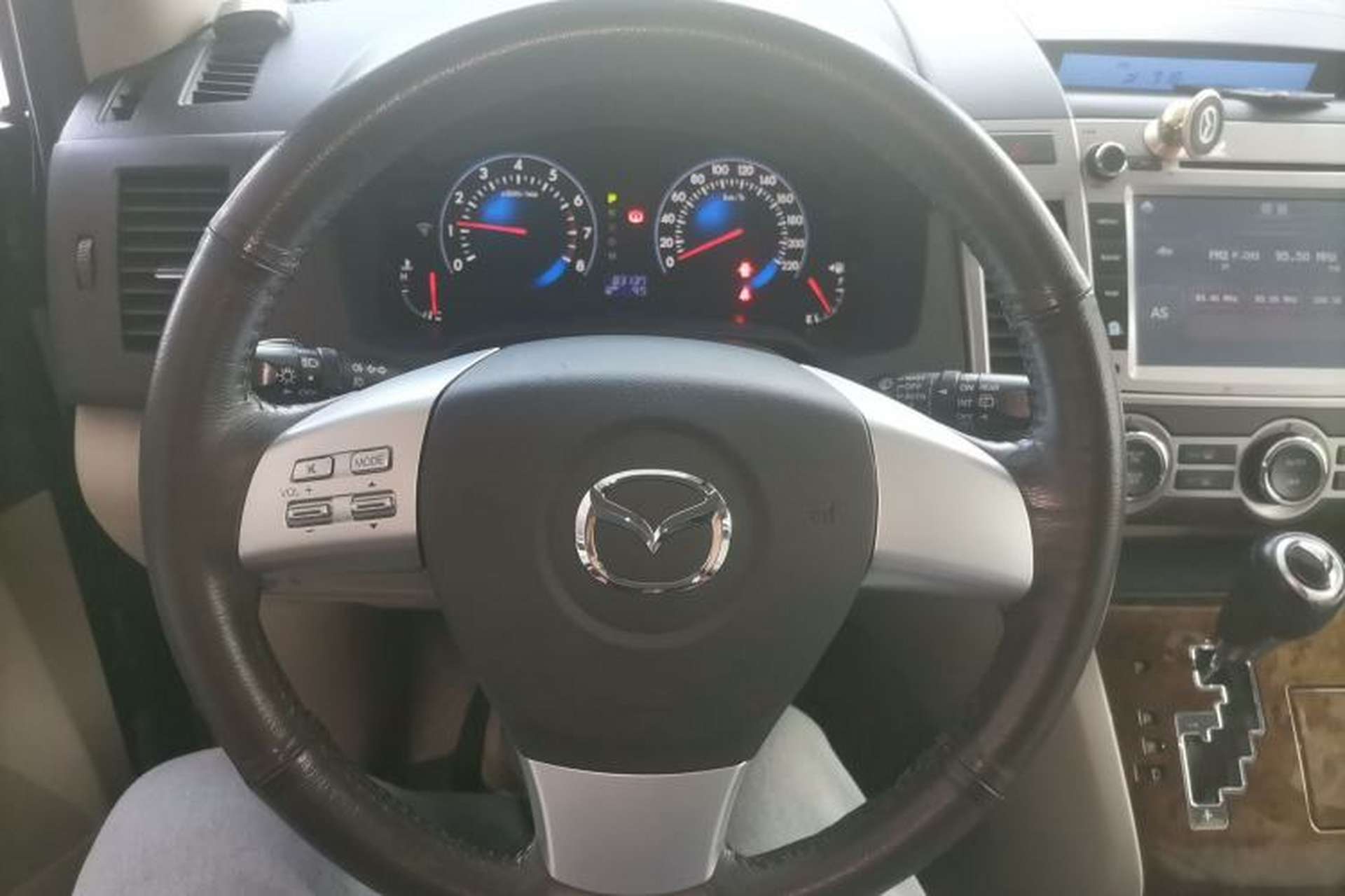 Used Mazda 8 2013 2.5L Ultimate Edition Steering Wheel