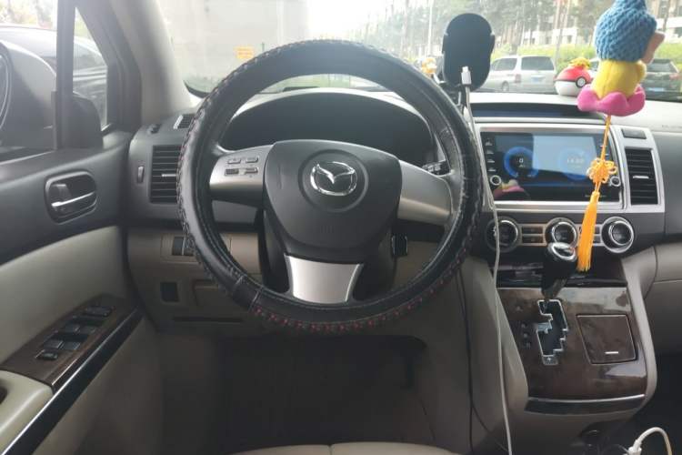 Used Mazda 8 2013 2.5L Ultimate Edition Steering Wheel