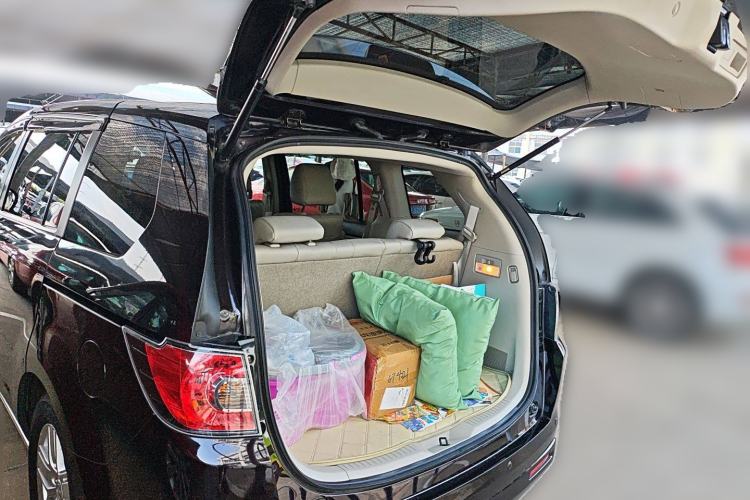 Used Mazda 8 2013 2.5L Ultimate Edition Trunk