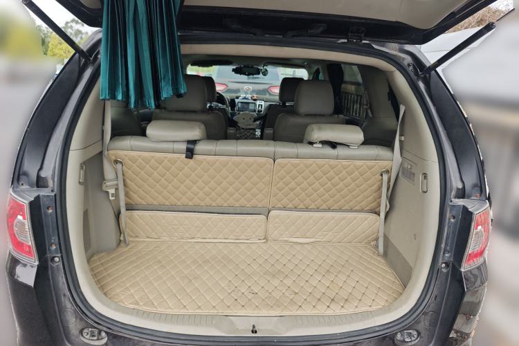 Used Mazda 8 2013 2.5L Deluxe Edition Trunk