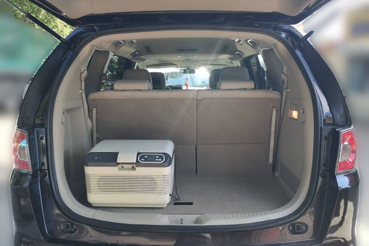 Used Mazda 8 2013 2.5L Deluxe Edition Trunk