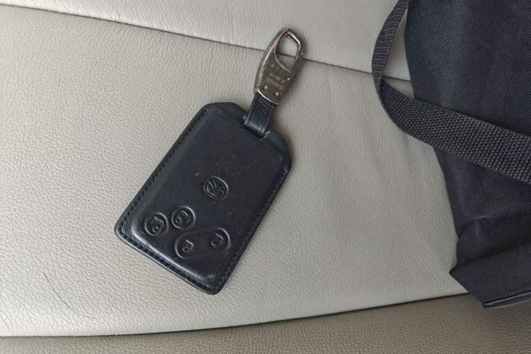 Used Mazda 8 2013 2.5L Ultimate Edition Vehicle Key