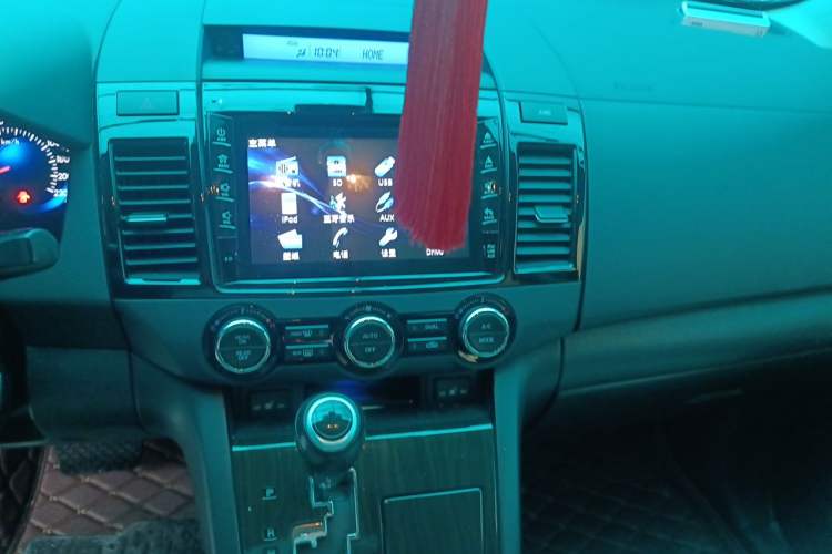 Used Mazda 8 2015 2.5L Flagship Edition Audio And AC Panel