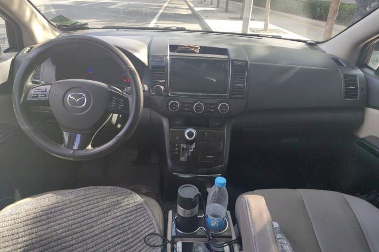 Used Mazda 8 2015 2.5L Ultimate Edition Center Console