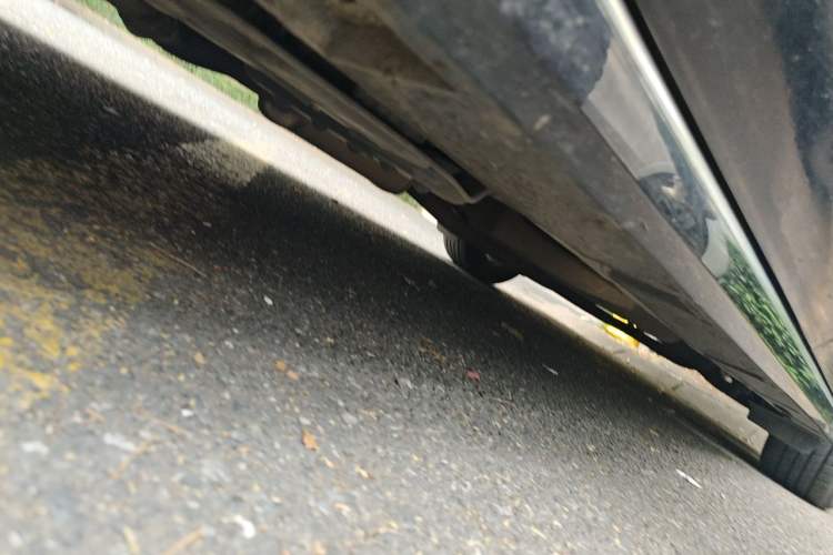 Used Mazda 8 2015 2.5L Flagship Edition Chassis Front Left