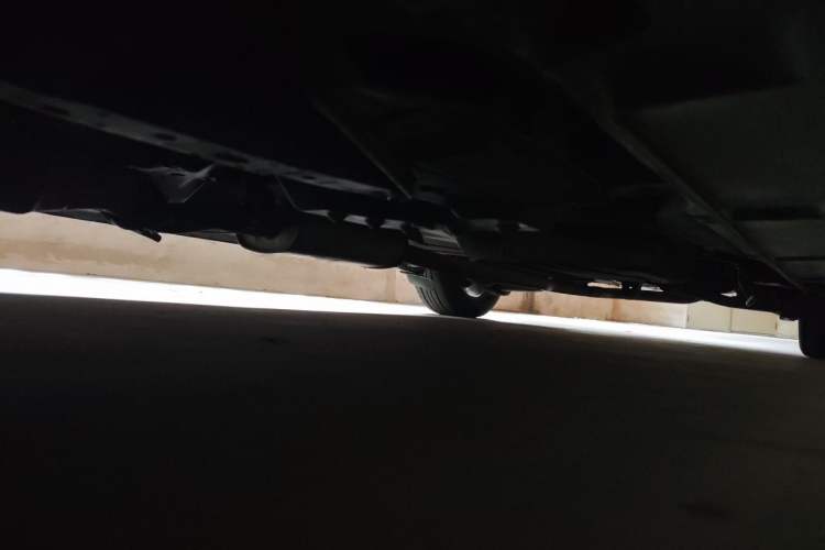 Used Mazda 8 2015 2.5L Flagship Edition Chassis Front Left
